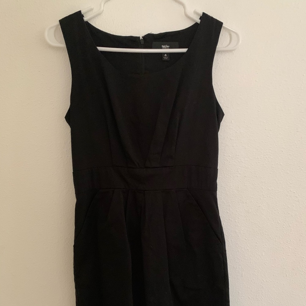 Black women’s cocktail dress